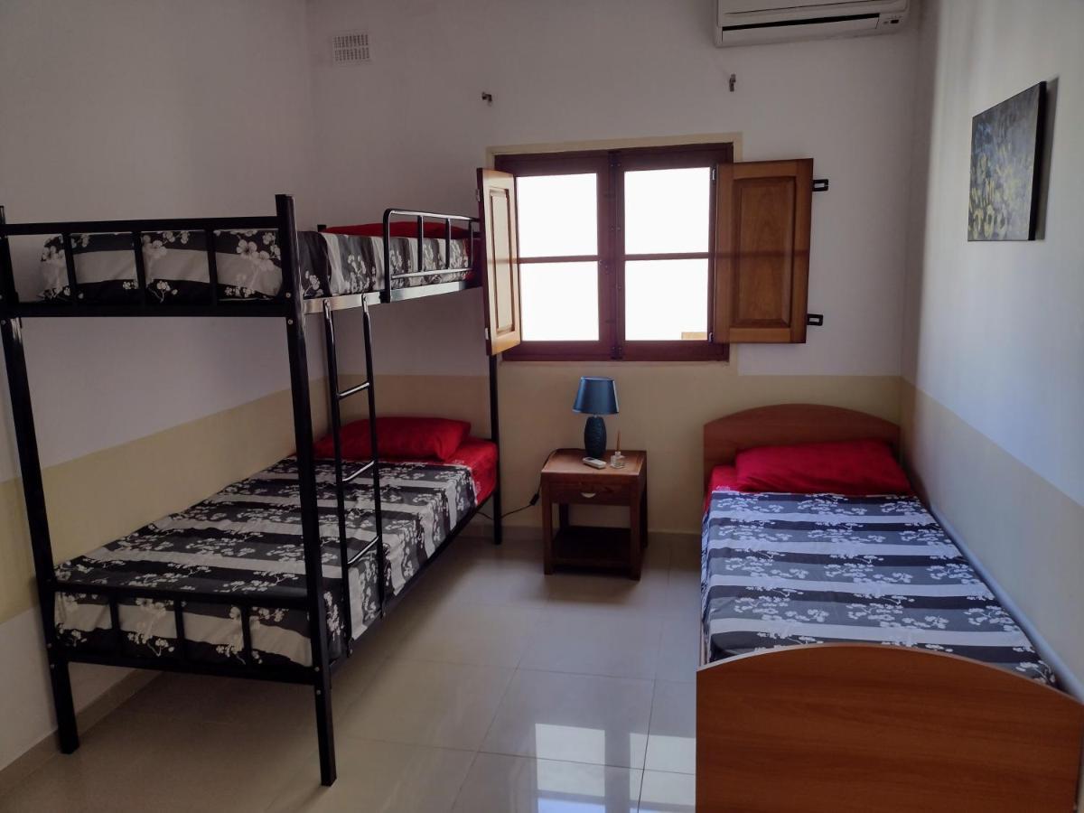 Confortable And Quiet Apartment In St. Julian Saint Julian's Luaran gambar